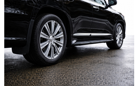 Молдинги дверей Lexus LX570