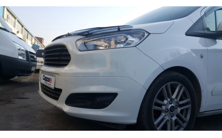 Дефлектор капота Ford Courier
