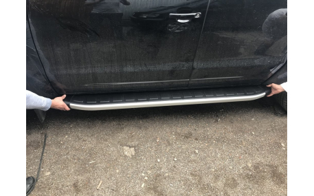 Подножки Volkswagen Amarok