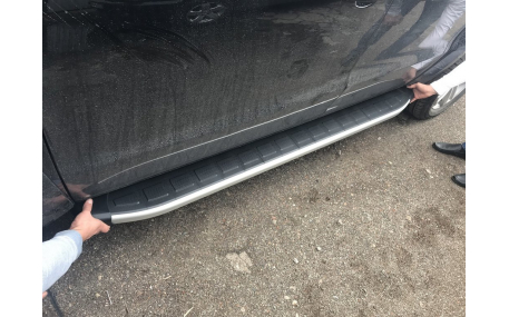 Подножки Volkswagen Amarok