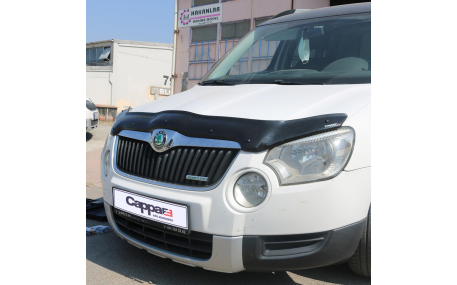 Дефлектор капота Skoda Yeti