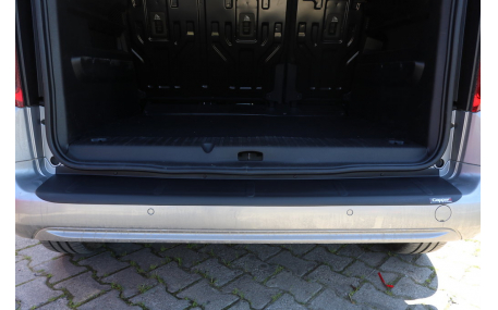 Накладка на задний бампер Opel Combo E