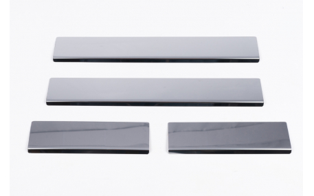 Накладки на пороги Citroen C4