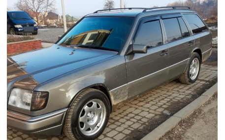 Дефлекторы окон Mercedes E-class W124