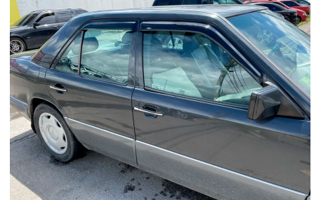 Дефлекторы окон Mercedes E-class W124