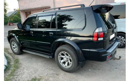 Дефлекторы окон Mitsubishi Pajero Sport
