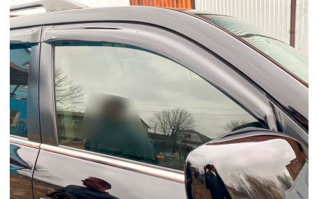 Дефлекторы окон Toyota Land Cruiser 200
