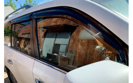 Дефлекторы окон Toyota Land Cruiser 200