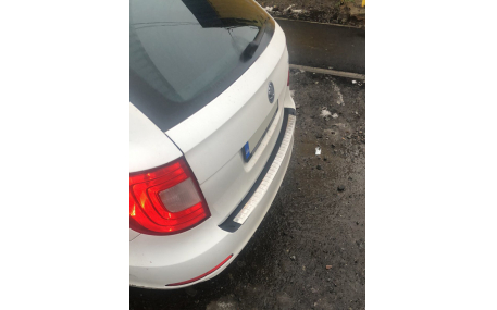 Накладка на задний бампер Skoda Superb