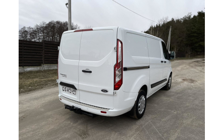 Накладка на задний бампер Ford Custom