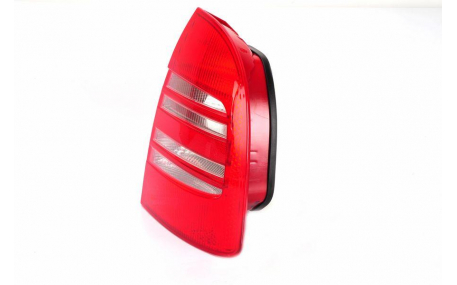 Фонарь задний Skoda Superb