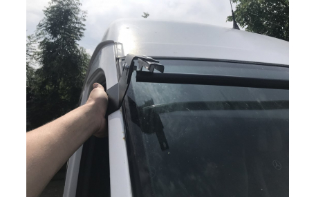 Козырек Volkswagen LT