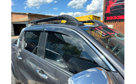 Дефлекторы окон Toyota Hilux