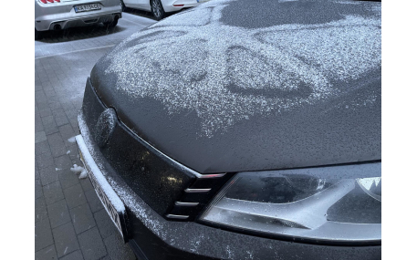 Зимняя накладка на решетку Volkswagen Passat B7