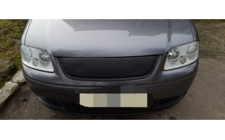 Зимняя накладка на решетку Volkswagen Touran 2003-2006