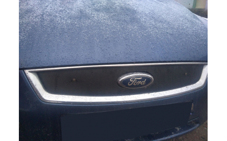 Зимняя накладка на решетку Ford Focus MK2