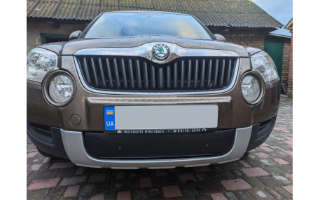 Зимняя накладка на решетку Skoda Yeti