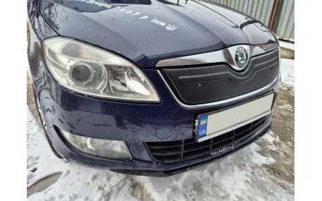 Зимняя накладка на решетку Skoda Fabia