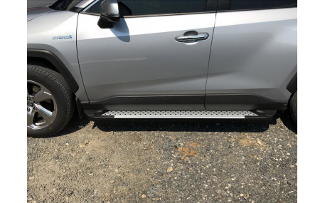 Подножки Toyota RAV4