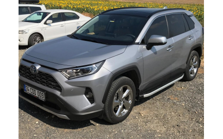 Подножки Toyota RAV4