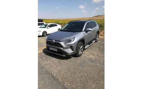 Подножки Toyota RAV4