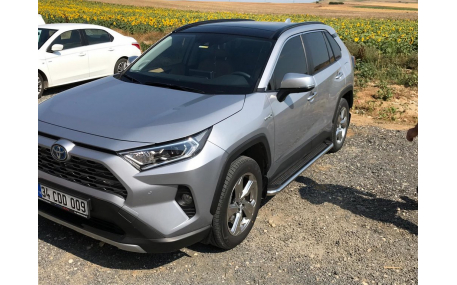 Подножки Toyota RAV4