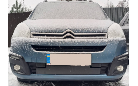 Зимняя накладка на решетку Citroen Berlingo