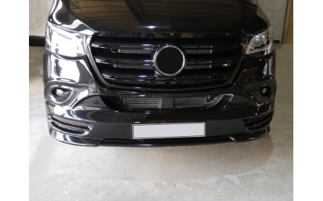Накладка передняя Mercedes Sprinter W907
