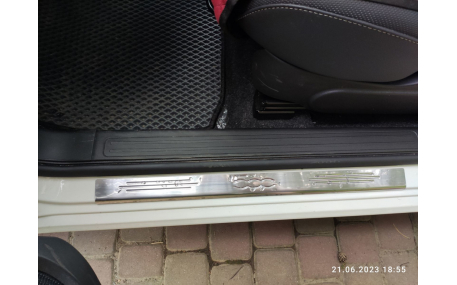 Накладки на пороги Fiat 500