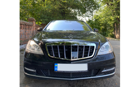 Решетка радиатора Mercedes S-class W221 2009-2012