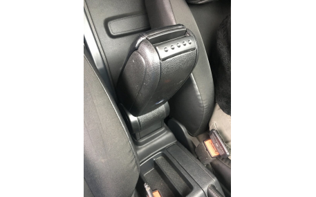 Подлокотник Volkswagen Caddy