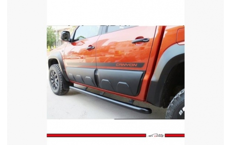 Молдинги дверей Volkswagen Amarok