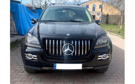 Решетка радиатора Mercedes GL-class X164