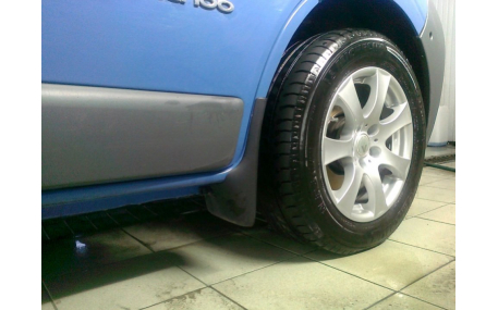 Брызговики Renault Trafic