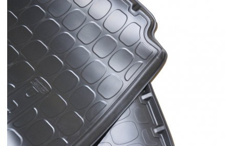 Коврик в багажник Renault Duster