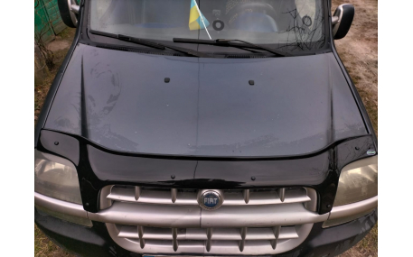 Дефлектор капота Fiat Doblo