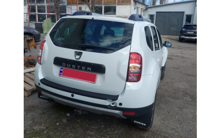Накладка на задний бампер Renault Duster