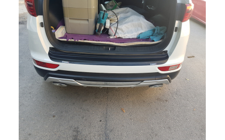 Накладка на задний бампер Kia Sportage 2015-2018