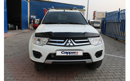 Дефлектор капота Mitsubishi L200 