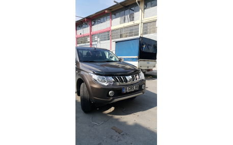 Дефлектор капота Mitsubishi L200 
