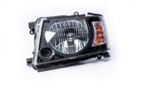 Фары передние Nissan Patrol Y61 2004-2008