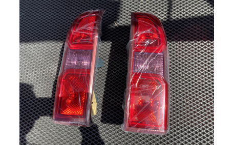 Фонари задние Nissan Patrol Y61 2004-2008