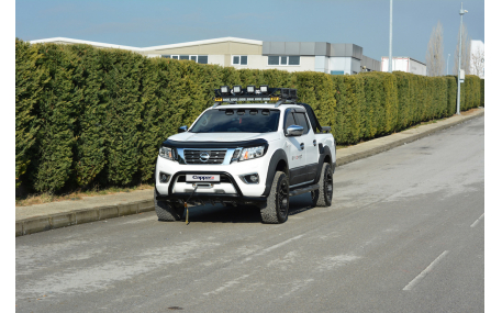 Дефлектор капота Nissan Navara