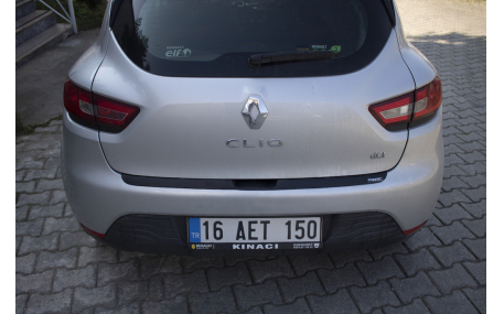 Накладка на задний бампер Renault Clio