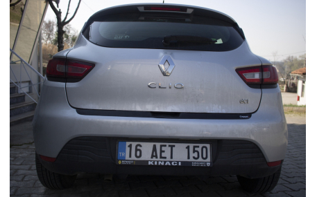 Накладка на задний бампер Renault Clio