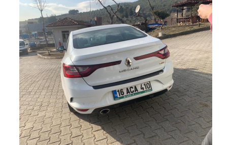 Накладка на задний бампер Renault Megane