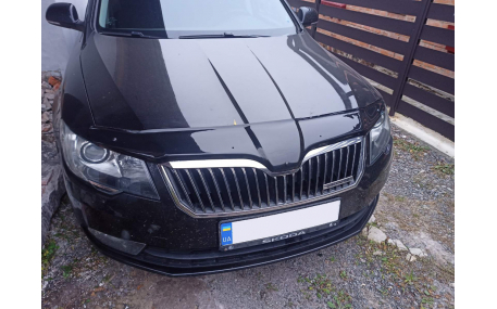 Дефлектор капота Skoda Superb 