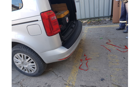 Накладка на задний бампер Volkswagen Caddy