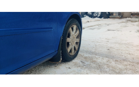 Брызговики Volkswagen Golf 5