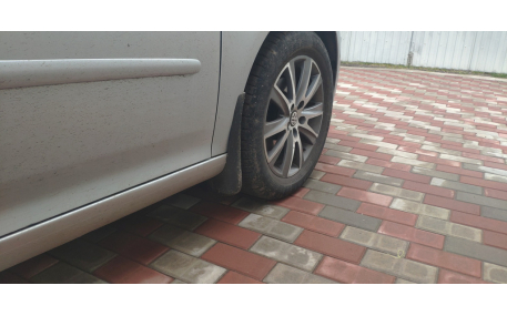 Брызговики Volkswagen Golf 5